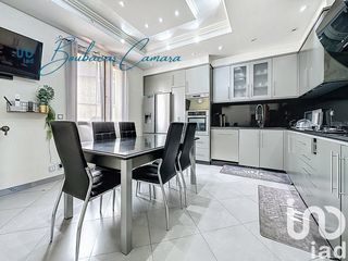  Maison � vendre 8 pi�ces 203 m�