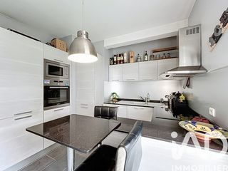  Appartement � vendre 4 pi�ces 95 m�