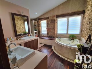  Maison � vendre 6 pi�ces 220 m�