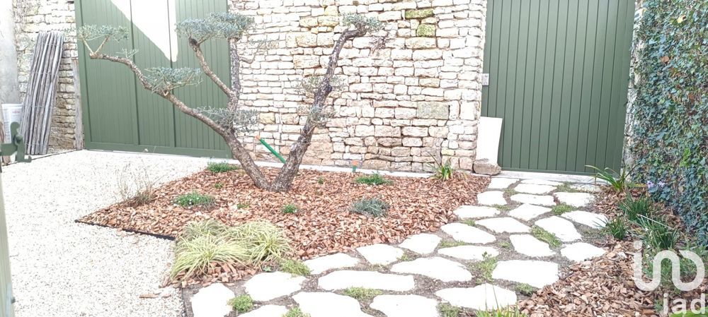 � vendre  Maison Sainte-Marie-de-R� (17740)