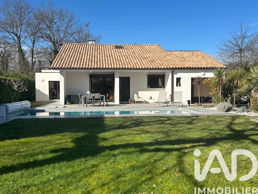 � vendre  Maison Saint-Jean-d'Illac (33127)