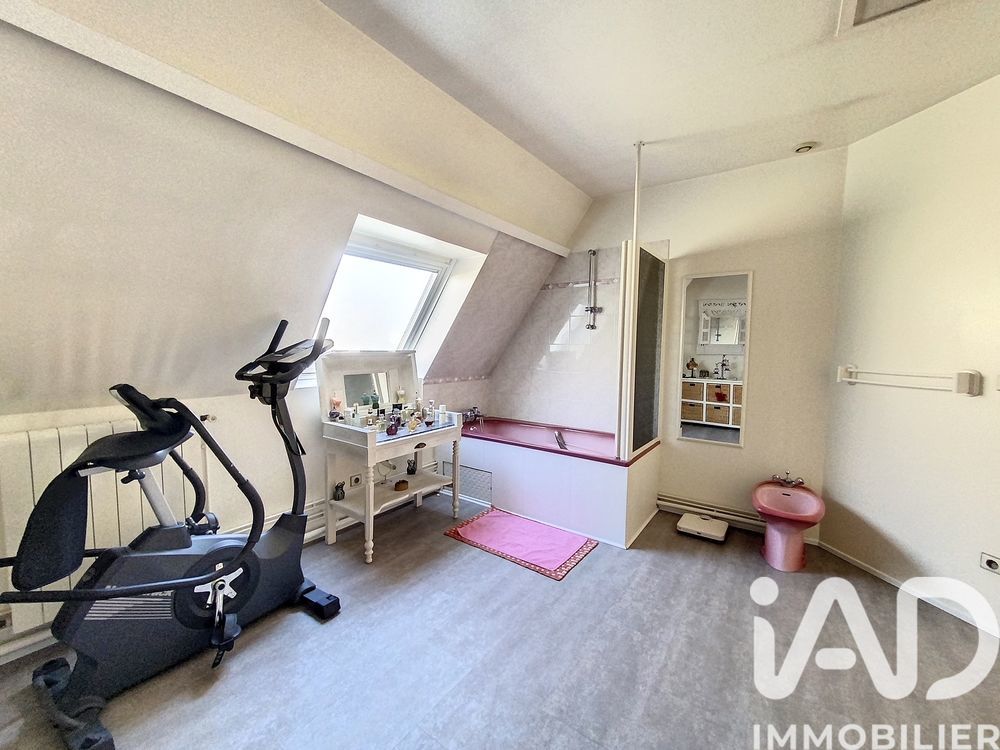 � vendre  Villa Saint-Denis (93200)