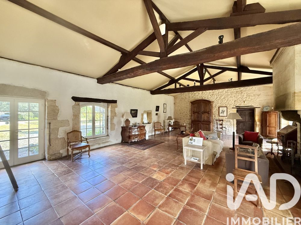 � vendre  Maison Baron (33750)