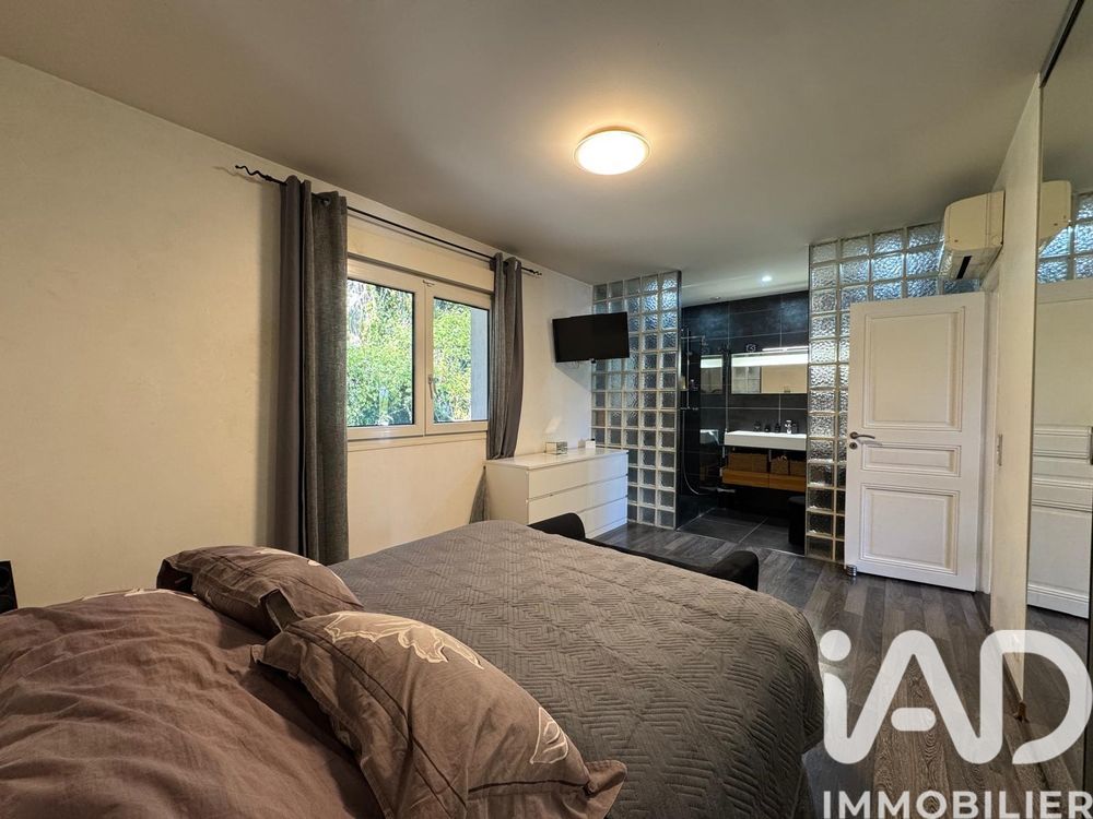 � vendre  Villa Antibes (06600)