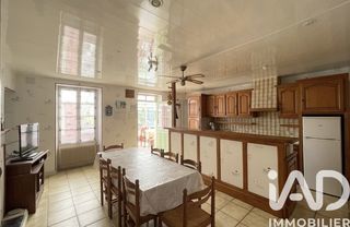  Maison � vendre 9 pi�ces 254 m�