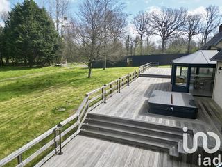  Maison � vendre 11 pi�ces 305 m�