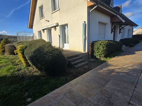   Vente Pavillon 10 pi�ces Maison - 10 pi�ce(s) - 210 m�