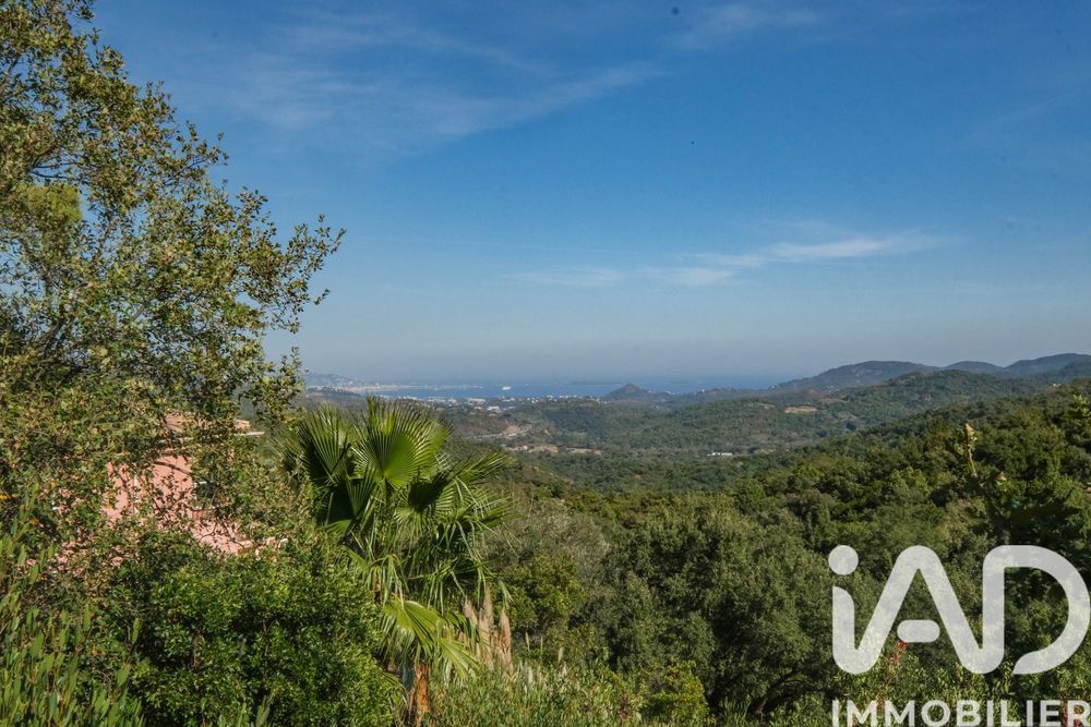 � vendre  Villa Les Adrets-de-l'Est�rel (83600)