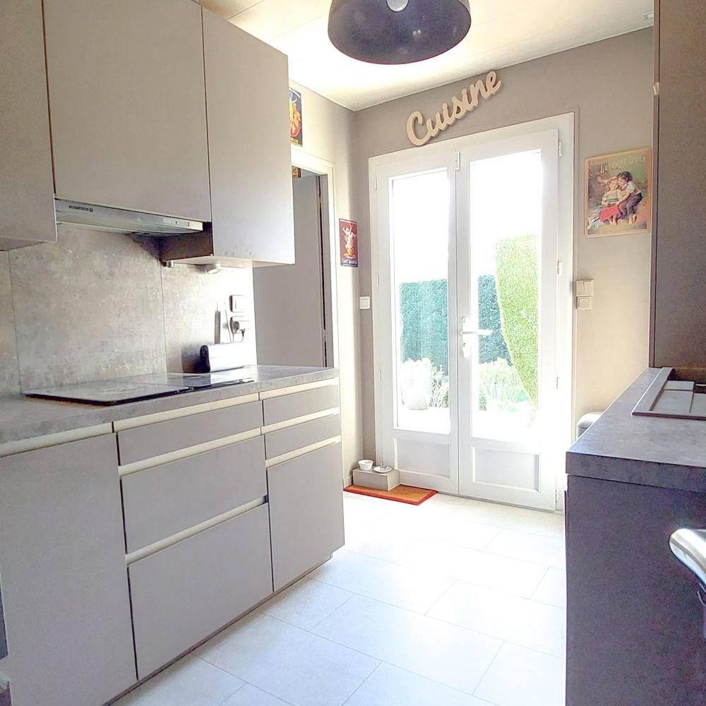 � vendre  Maison Montfort-l'Amaury (78490)