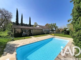  Maison � vendre 9 pi�ces 240 m�