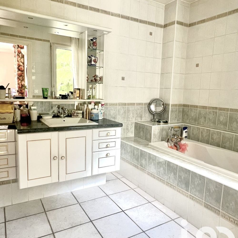 � vendre  Villa Parmain (95620)