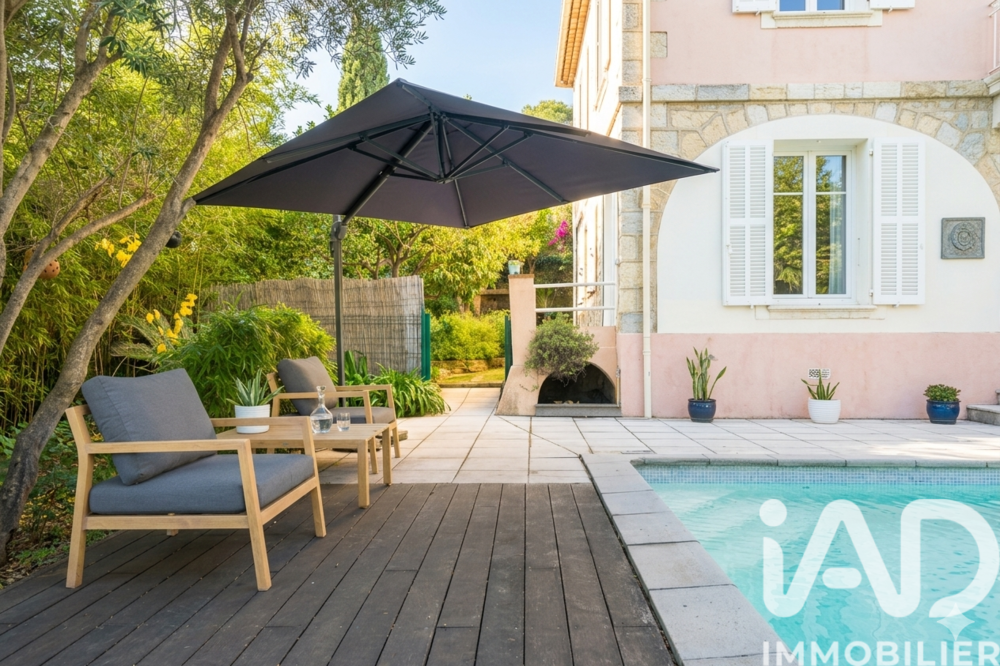 � vendre  Maison Antibes (06600)
