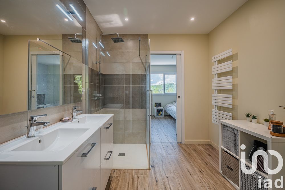 � vendre  Maison Claix (38640)