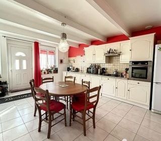  Immeuble � vendre 435 m�