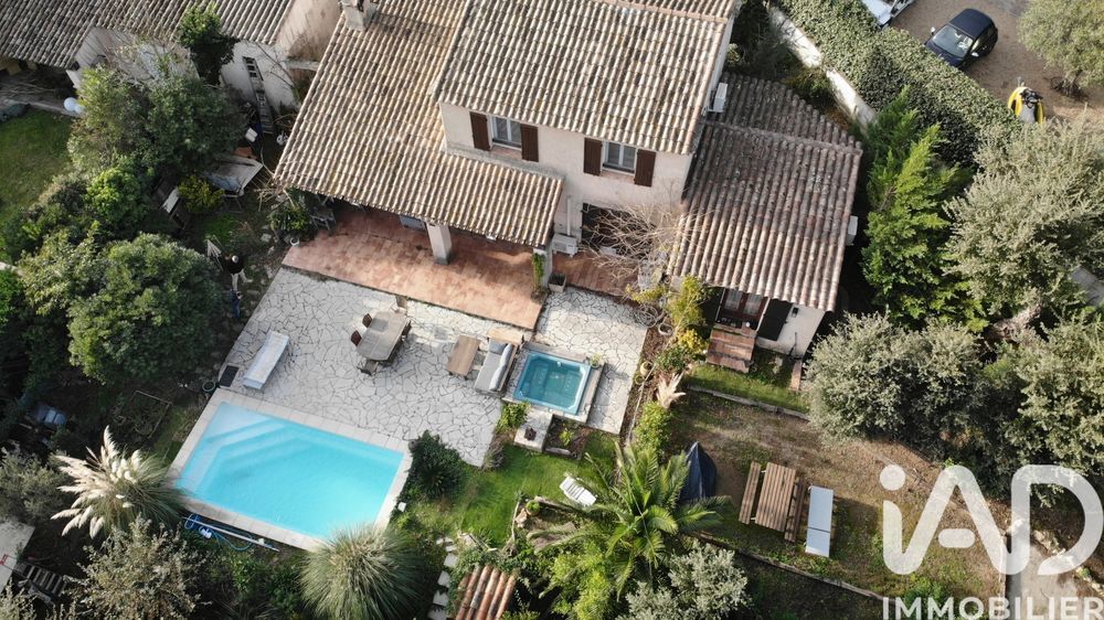 � vendre  Maison Gassin (83580)