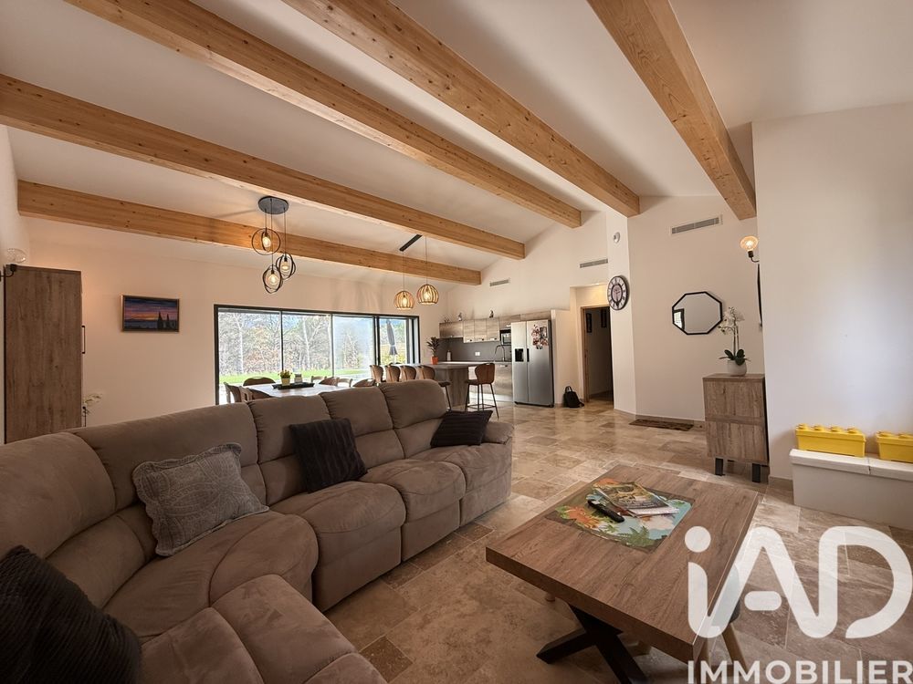 � vendre  Maison Faucon (84110)