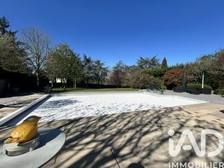  Villa � vendre 8 pi�ces 216 m�