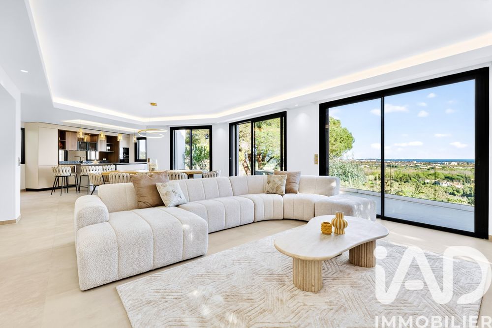 � vendre  Villa Mandelieu-la-Napoule (06210)