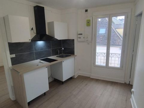   Location Appartement 3 pi�ces Appartement - 3 pi�ce(s) - 55 m�