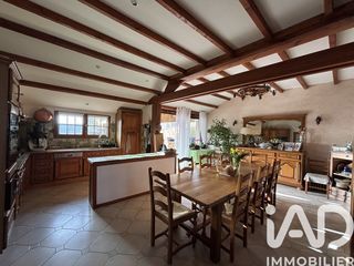  Maison � vendre 8 pi�ces 278 m�