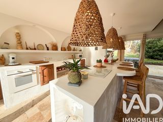  Maison � vendre 7 pi�ces 333 m�