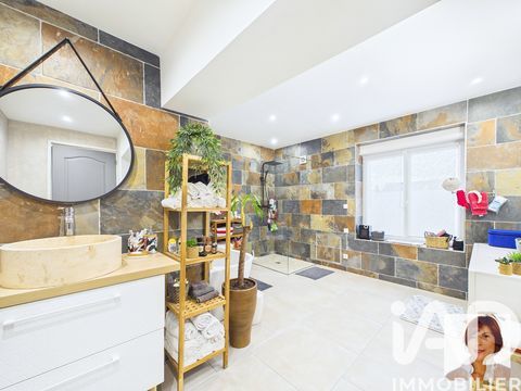   Vente Maison/villa 8 pi�ces Maison - 8 pi�ce(s) - 210 m�