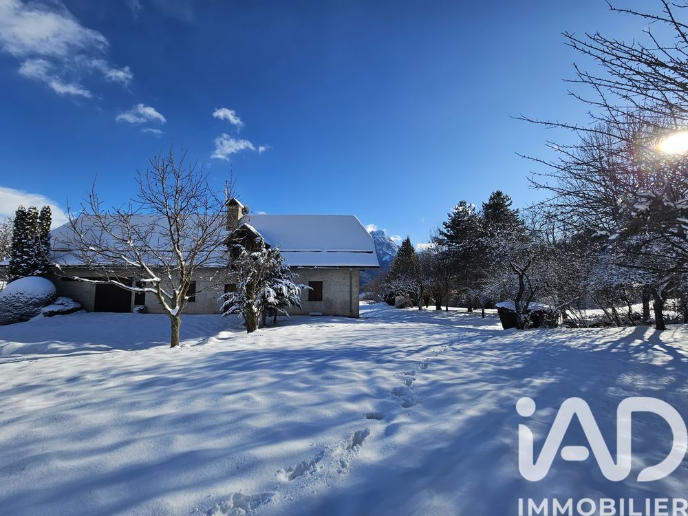 � vendre  Villa Savines-le-Lac (05160)