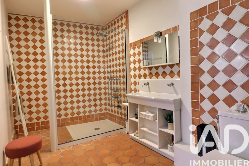 � vendre  Maison Saint-Rem�ze (07700)