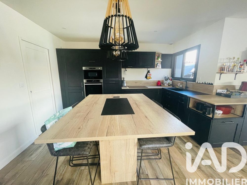 � vendre  Villa Dompierre-sur-Mer (17139)