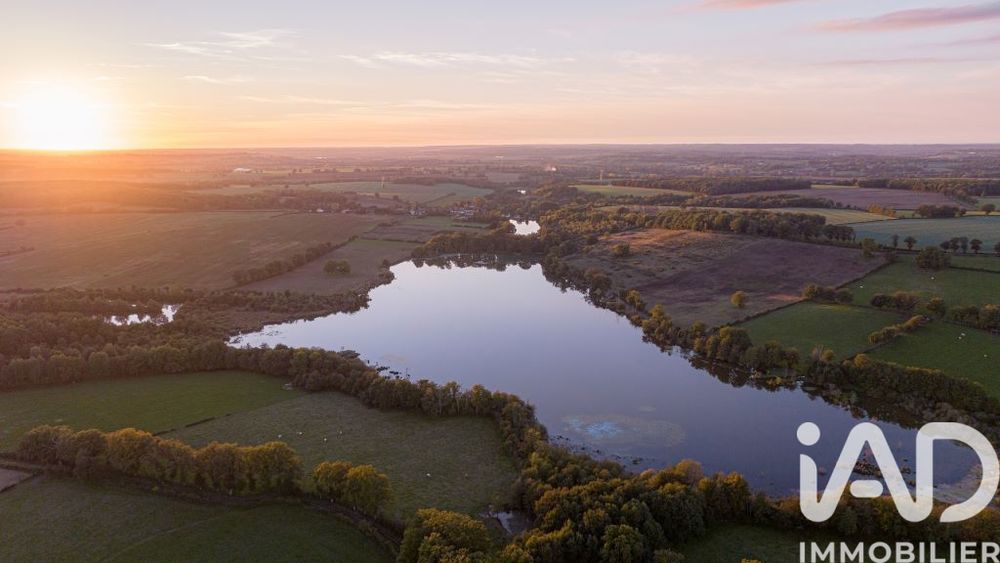 � vendre  Maison Ch�teaumeillant (18370)