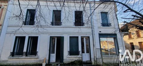   Vente Maison de village 7 pi�ces Maison - 7 pi�ce(s) - 179 m�