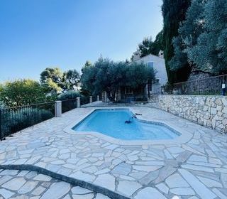  Maison � vendre 7 pi�ces 200 m�