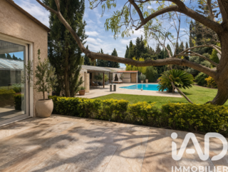  Maison � vendre 9 pi�ces 230 m�