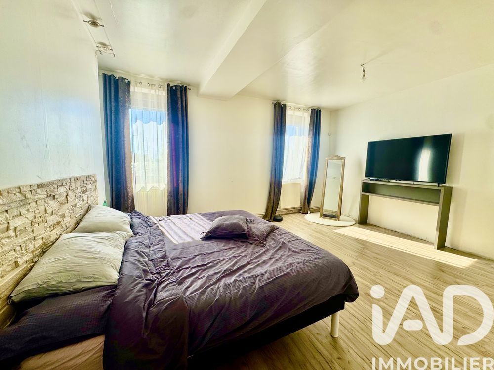 � vendre  Maison Montmort-Lucy (51270)