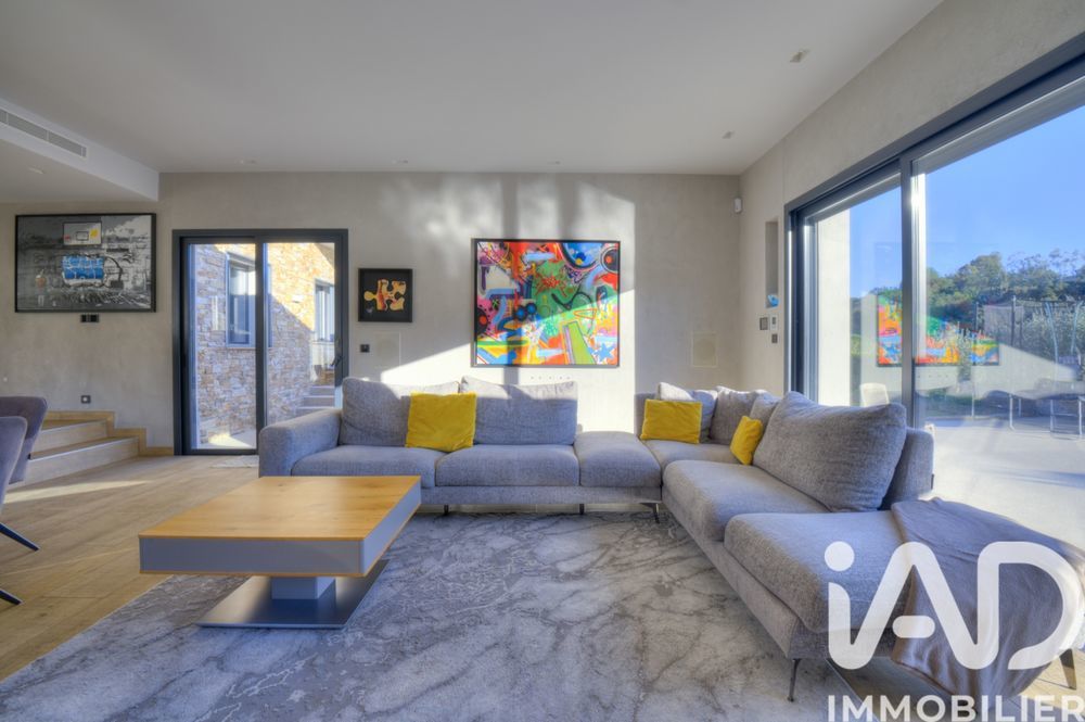 � vendre  Villa Auribeau-sur-Siagne (06810)