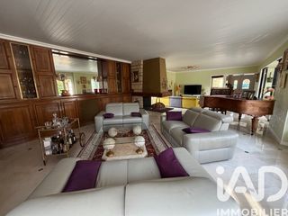  Maison � vendre 10 pi�ces 318 m�