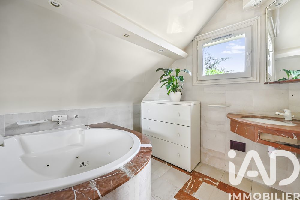 � vendre  Villa Bougival (78380)