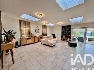  Maison � vendre 8 pi�ces 251 m�