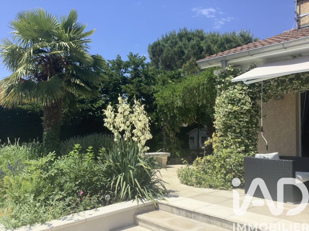 � vendre  Maison Dommartin (69380)