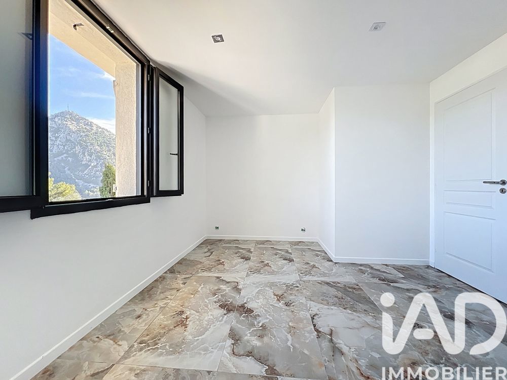 � vendre  Maison Toulon (83200)