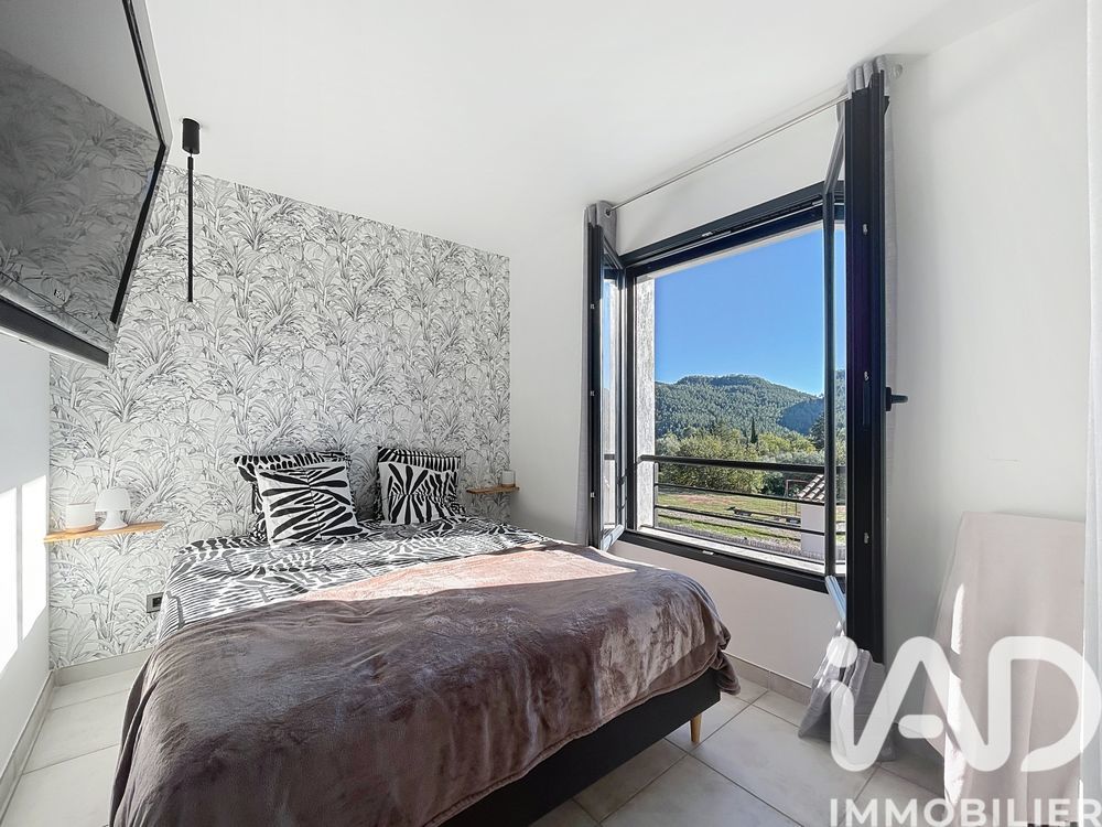 � vendre  Maison Bagnols-en-For�t (83600)