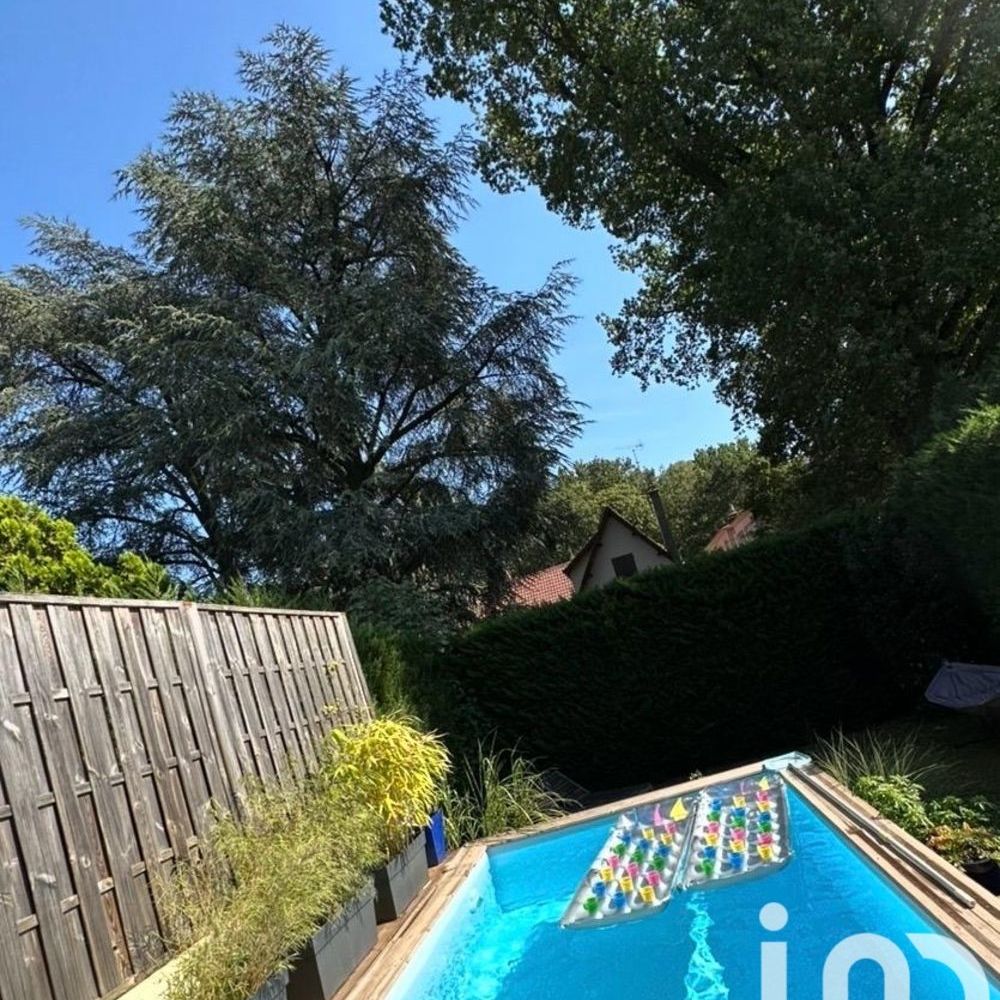 � vendre  Villa Sainte-Genevi�ve-des-Bois (91700)