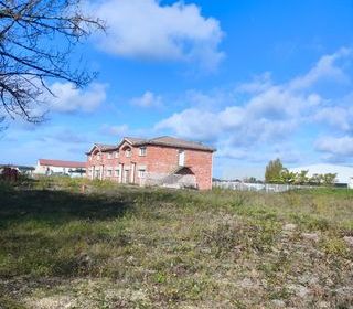  Immeuble � vendre 628 m�