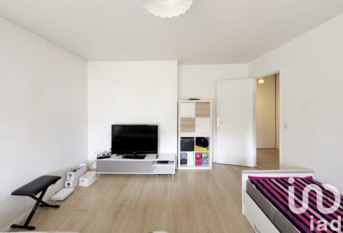   Location Appartement 3 pi�ces Appartement - 3 pi�ce(s) - 68 m�