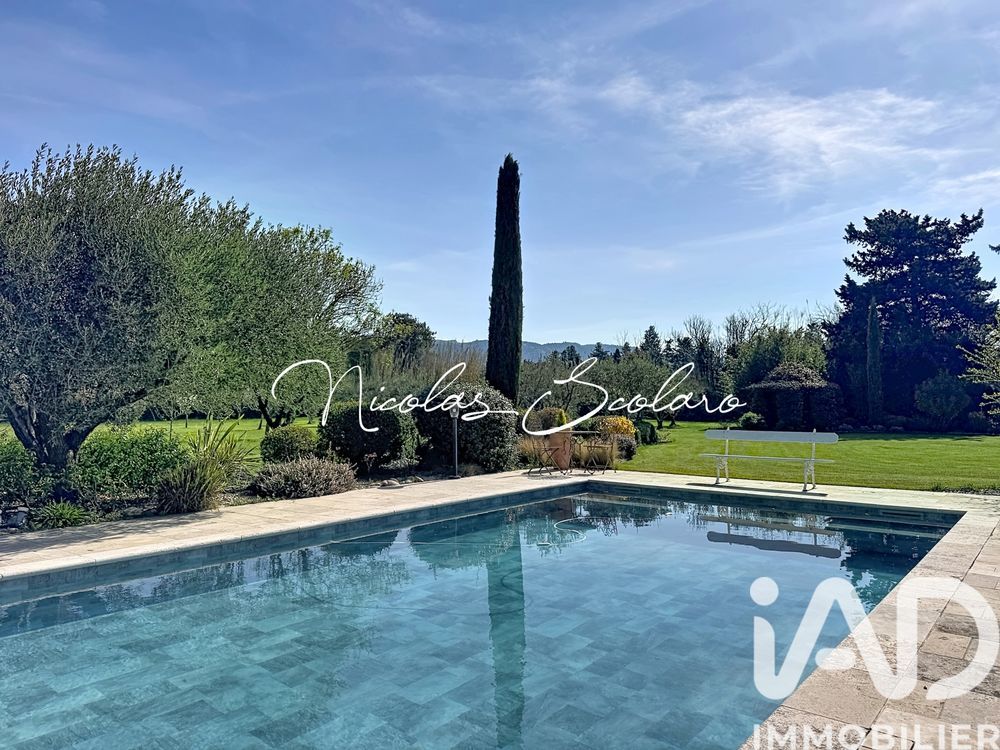 � vendre  Maison Cheval-Blanc (84460)