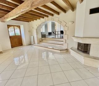  Maison � vendre 8 pi�ces 240 m�