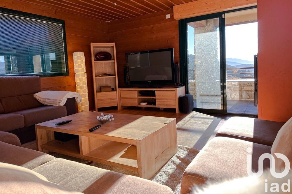 � vendre  Maison Eyne (66800)