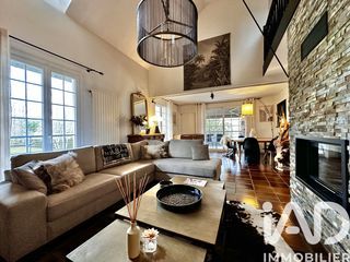  Maison � vendre 8 pi�ces 300 m�