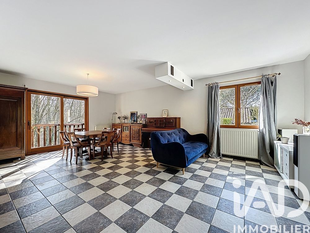 � vendre  Maison La Tour-de-Salvagny (69890)