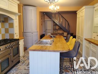  Maison � vendre 6 pi�ces 220 m�